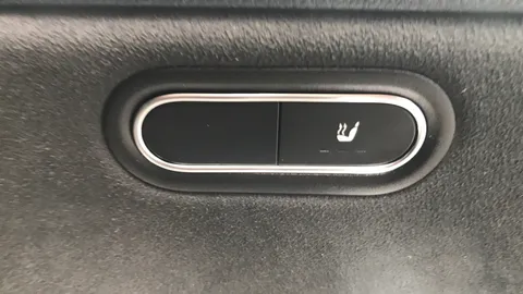 MERCEDES-BENZ A CLASS A180 AMG Line Executive Auto