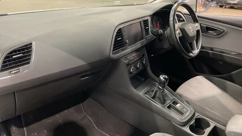 SEAT LEON 1.0 TSI SE Dynamic [EZ]