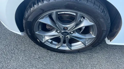 FORD FOCUS 1.0 EcoBoost 125 ST-Line Nav