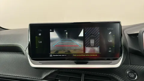 PEUGEOT 208 1.2 PureTech 100 GT EAT8