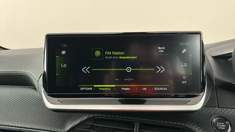 PEUGEOT 208 1.2 PureTech 100 GT EAT8