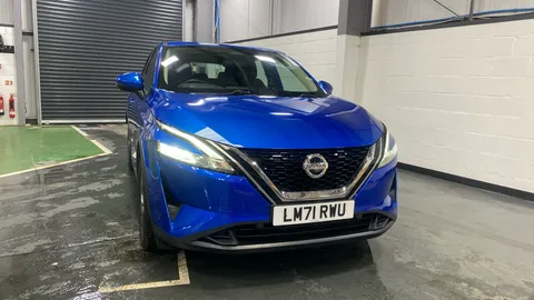 NISSAN QASHQAI 1.3 DiG-T MH Acenta Premium