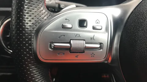 MERCEDES-BENZ A CLASS A180 AMG Line Executive Auto