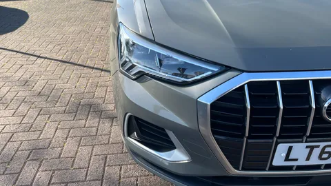 AUDI Q3 35 TFSI Sport