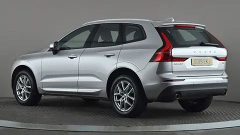 VOLVO XC60 2.0 T5 [250] Momentum Geartronic