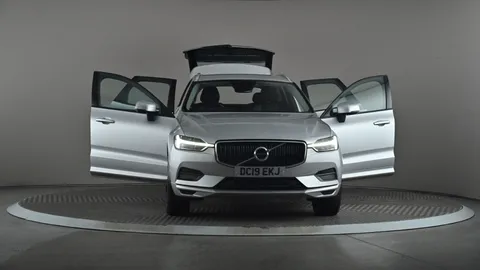 VOLVO XC60 2.0 T5 [250] Momentum Geartronic