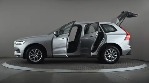 VOLVO XC60 2.0 T5 [250] Momentum Geartronic