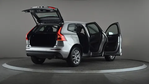 VOLVO XC60 2.0 T5 [250] Momentum Geartronic