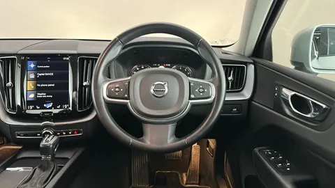 VOLVO XC60 2.0 T5 [250] Momentum Geartronic