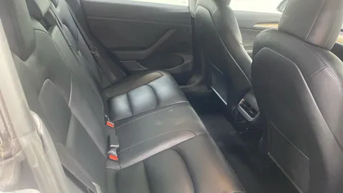 TESLA MODEL 3 Long Range AWD Auto
