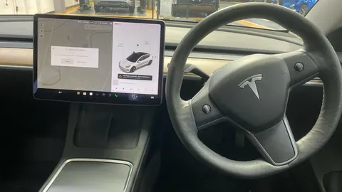 TESLA MODEL 3 Long Range AWD Auto