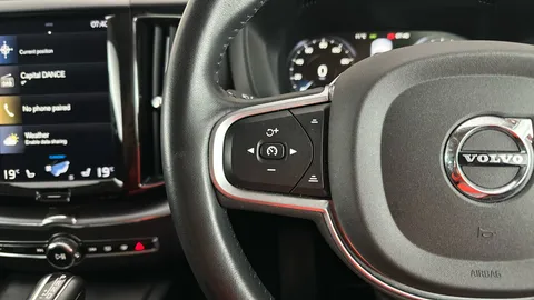 VOLVO XC60 2.0 T5 [250] Momentum Geartronic