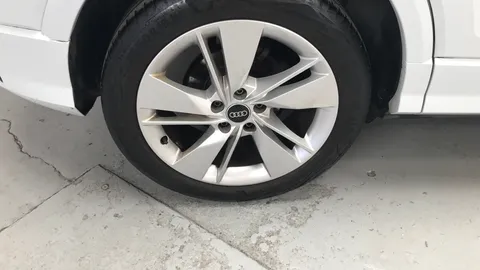 AUDI Q2 35 TFSI S Line