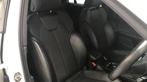 AUDI Q2 35 TFSI S Line