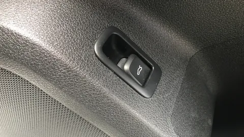 AUDI Q2 35 TFSI S Line