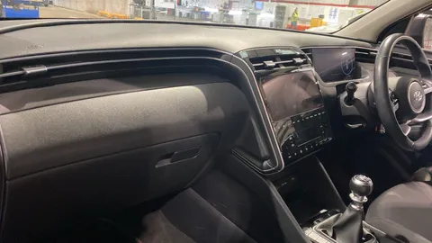 HYUNDAI TUCSON 1.6 TGDi SE Connect 2WD