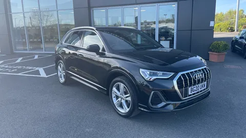 AUDI Q3 35 TFSI S Line