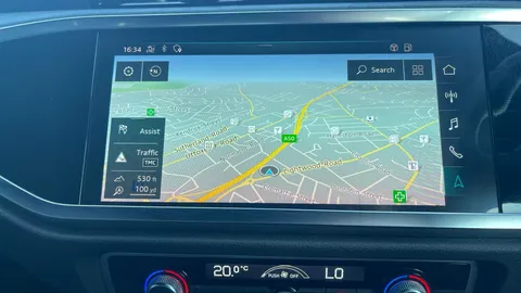 AUDI Q3 35 TFSI S Line