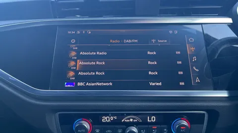 AUDI Q3 35 TFSI S Line