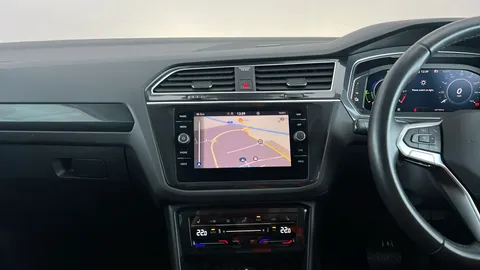 VOLKSWAGEN TIGUAN 1.4 TSI eHybrid Elegance DSG