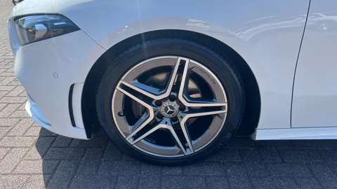 MERCEDES-BENZ A CLASS A200d AMG Line Premium Plus Auto