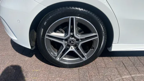 MERCEDES-BENZ A CLASS A200d AMG Line Premium Plus Auto