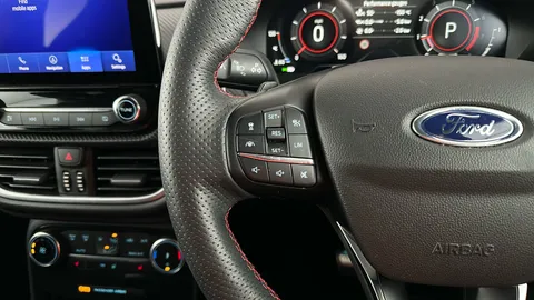 FORD PUMA 1.0 EcoBoost Hybrid mHEV ST DCT