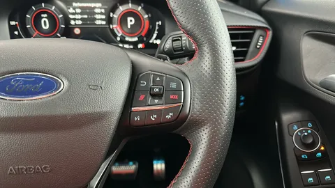 FORD PUMA 1.0 EcoBoost Hybrid mHEV ST DCT