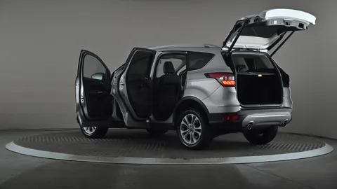 FORD KUGA 1.5 TDCi Titanium Auto 2WD