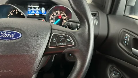 FORD KUGA 1.5 TDCi Titanium Auto 2WD