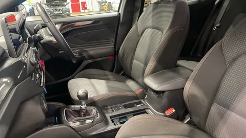 Ford Focus 1.0 EcoBoost Hybrid mHEV 155 ST-Line Edition 5dr