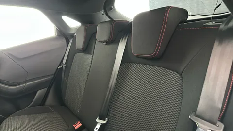 FORD PUMA 1.0 EcoBoost Hybrid mHEV ST-Line DCT