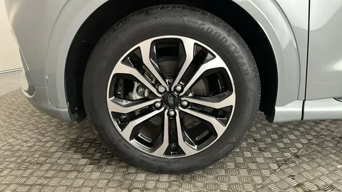 FORD PUMA 1.0 EcoBoost Hybrid mHEV ST-Line DCT