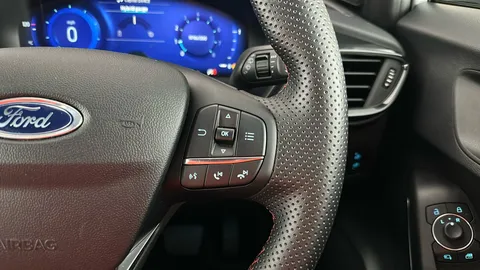 FORD PUMA 1.0 EcoBoost Hybrid mHEV ST-Line DCT