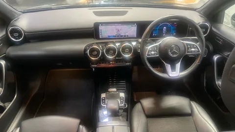 MERCEDES-BENZ A CLASS A180d Sport Executive Auto