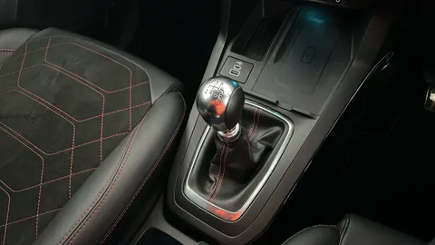 FORD PUMA 1.0 EcoBoost Hybrid mHEV ST-Line X