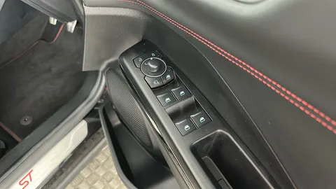 FORD PUMA 1.0 EcoBoost Hybrid mHEV ST-Line X