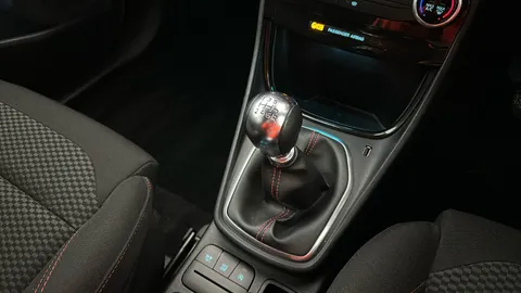 FORD PUMA 1.0 EcoBoost Hybrid mHEV ST-Line