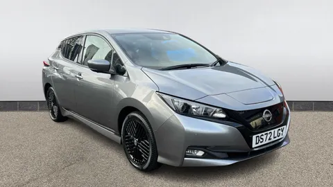 NISSAN LEAF 110kW N-Connecta 39kWh Auto