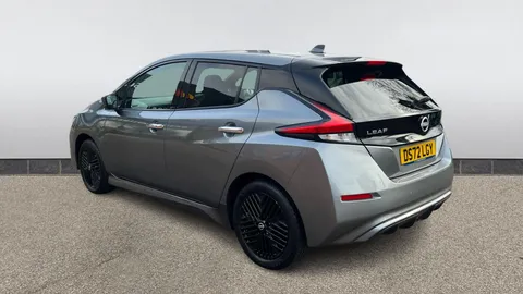 NISSAN LEAF 110kW N-Connecta 39kWh Auto