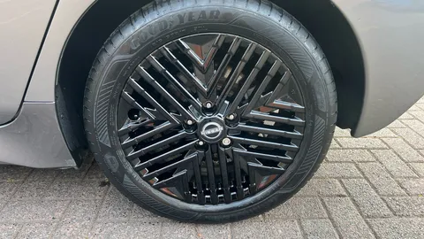 NISSAN LEAF 110kW N-Connecta 39kWh Auto