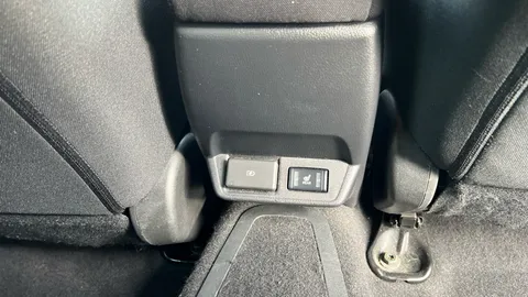 NISSAN LEAF 110kW N-Connecta 39kWh Auto