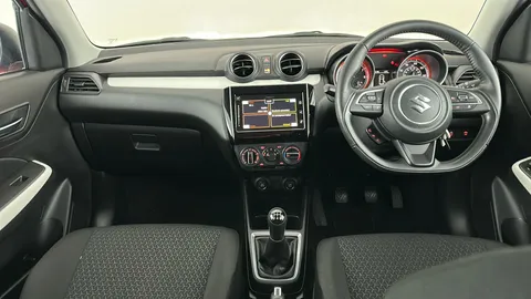 SUZUKI SWIFT 1.2 Dualjet 83 12V Hybrid SZ-L