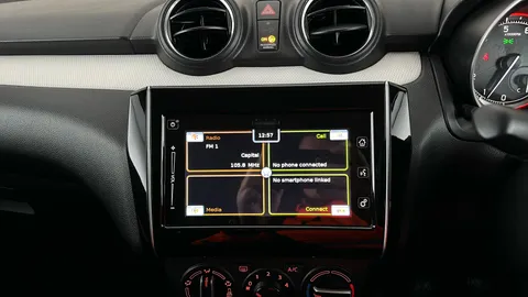 SUZUKI SWIFT 1.2 Dualjet 83 12V Hybrid SZ-L