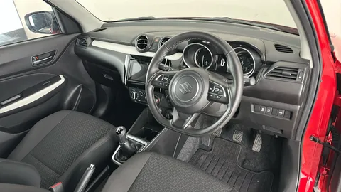 SUZUKI SWIFT 1.2 Dualjet 83 12V Hybrid SZ-L