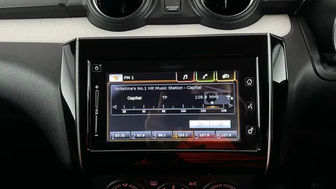 SUZUKI SWIFT 1.2 Dualjet 83 12V Hybrid SZ-L