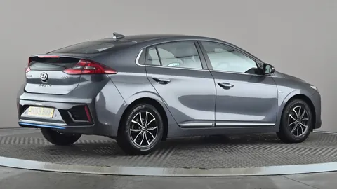 HYUNDAI IONIQ 1.6 GDi Hybrid Premium SE DCT