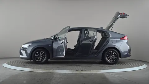 HYUNDAI IONIQ 1.6 GDi Hybrid Premium SE DCT