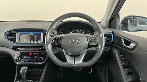 HYUNDAI IONIQ 1.6 GDi Hybrid Premium SE DCT