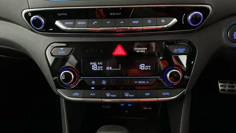 HYUNDAI IONIQ 1.6 GDi Hybrid Premium SE DCT